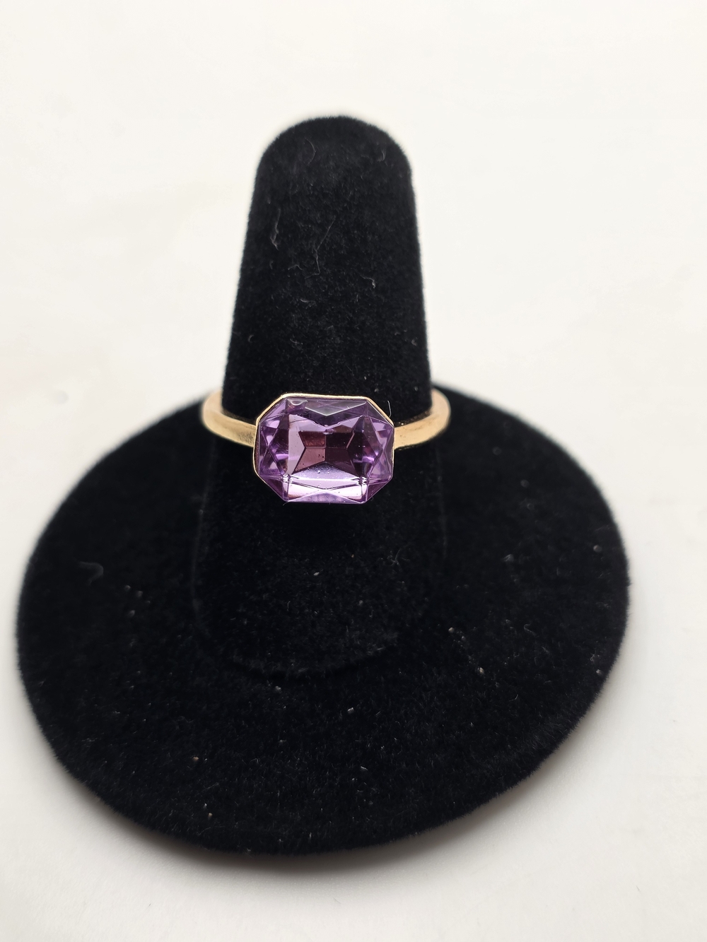 Classic Gold Ring with Purple Octagon Stone